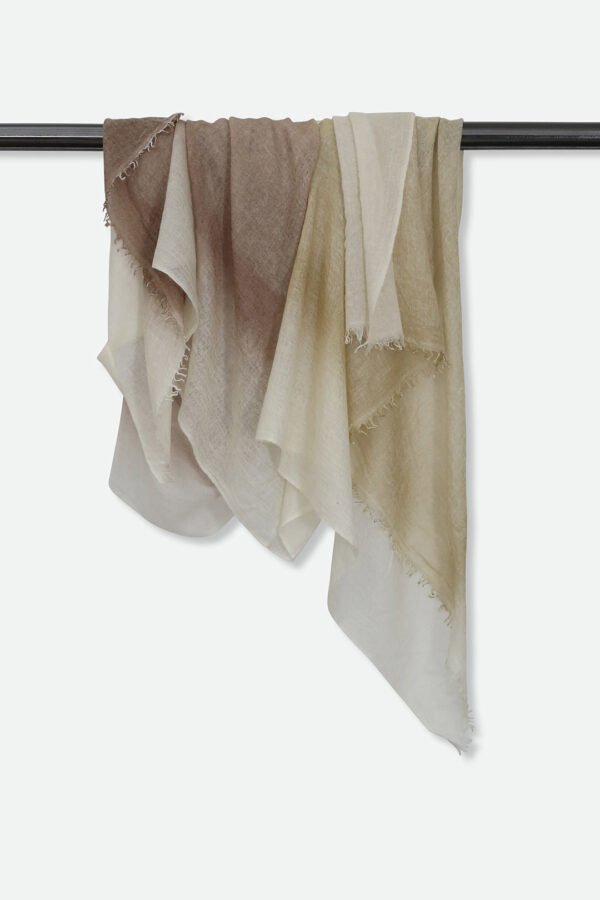 MELOR SAND BUFF SCARF IN HAND DYED CASHMERE - Image 3